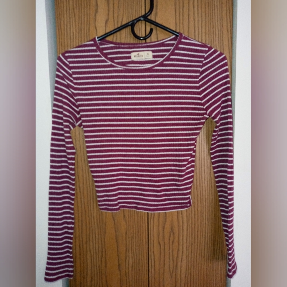 Hollister Crop Top